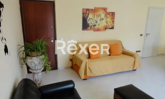 Rexer-Marsala-Luminoso-e-accogliente-appartamento-Marsala-Salone