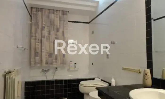 Rexer-Marsala-Luminoso-e-accogliente-appartamento-Marsala-Bagno