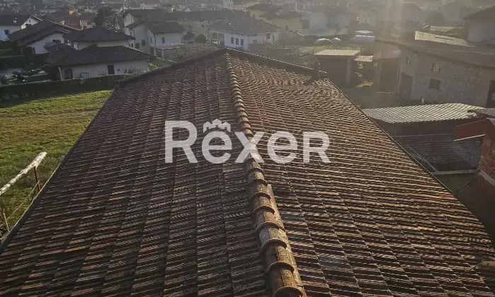 Rexer-Valdengo-Casa-di-fine-schiera-con-ampio-box-e-terreno-Box