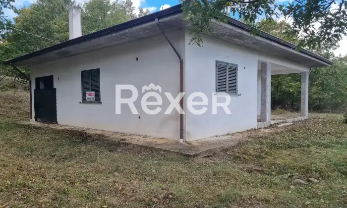 Rexer-Savoia-di-Lucania-Villetta-di-mq-da-ultimare-con-terreno-Altro