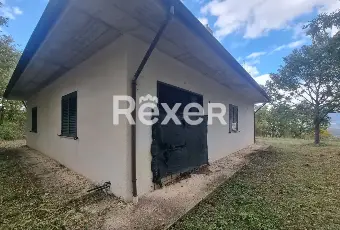 Rexer-Savoia-di-Lucania-Villetta-di-mq-da-ultimare-con-terreno-Altro