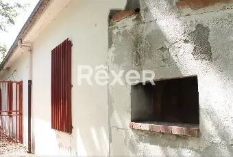 Rexer-San-Costantino-Albanese-Villa-in-Vendita-Altro