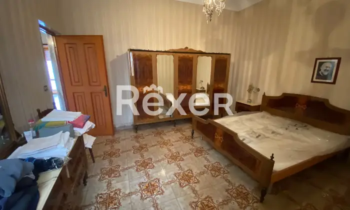 Rexer-Gravina-in-Puglia-Ampio-appartamento-di-mq-con-taverna-e-balcone-Viale-Regina-Margherita-Altro