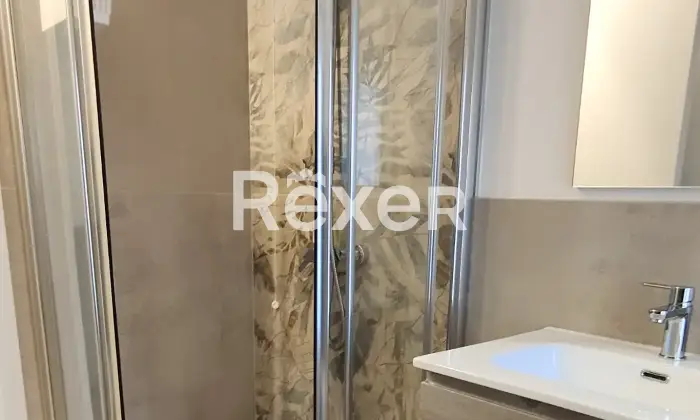 Rexer-Comacchio-Elegante-appartamento-a-soli-mt-dal-mare-Bagno