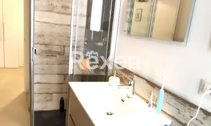 Rexer-Comacchio-Elegante-appartamento-a-soli-mt-dal-mare-Bagno