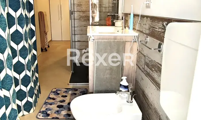 Rexer-Comacchio-Elegante-appartamento-a-soli-mt-dal-mare-Bagno
