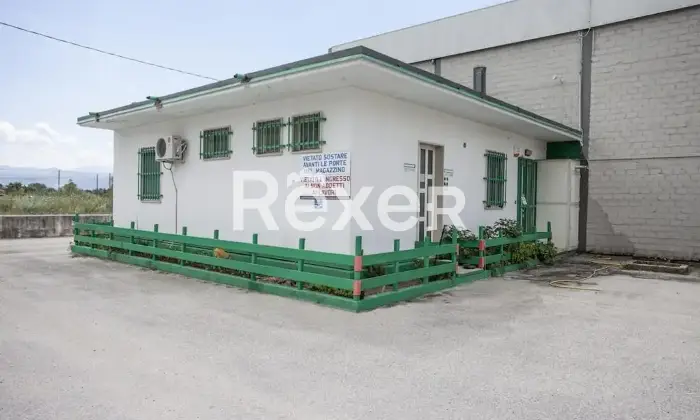 Rexer-Aielli-Immobile-industriale-a-reddito-con-magazzini-e-abitazione-ad-Aielli-Altro