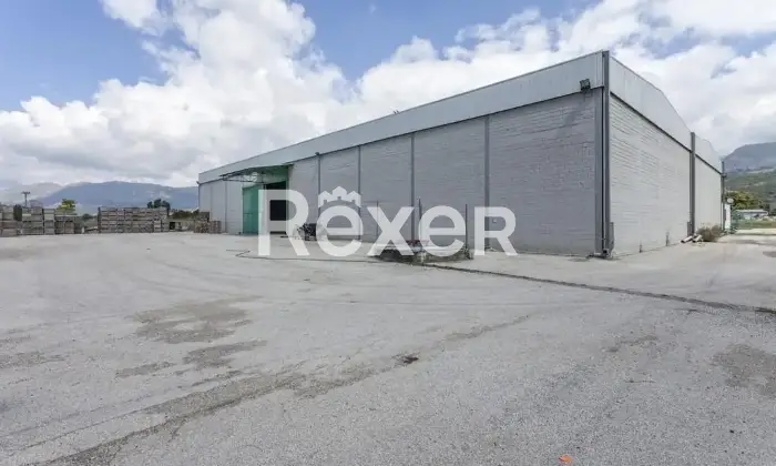 Rexer-Aielli-Immobile-industriale-a-reddito-con-magazzini-e-abitazione-ad-Aielli-Altro