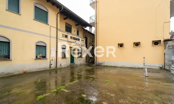Rexer-San-Vittore-Olona-Palazzo-composto-da-Appartamenti-un-locale-commerciale-e-cantine-Altro