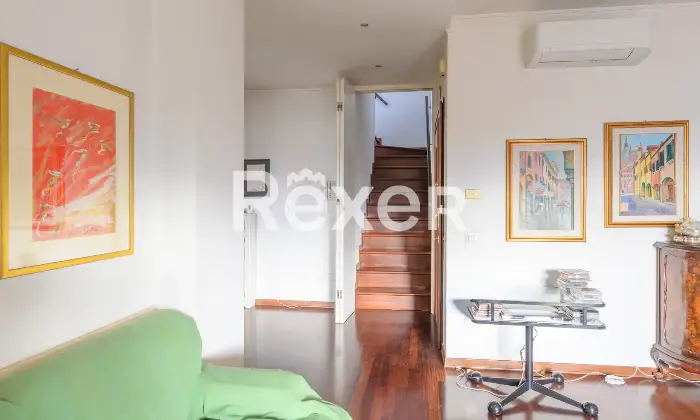 Rexer-Padova-Luminoso-ultimo-piano-su-due-livelli-Altro