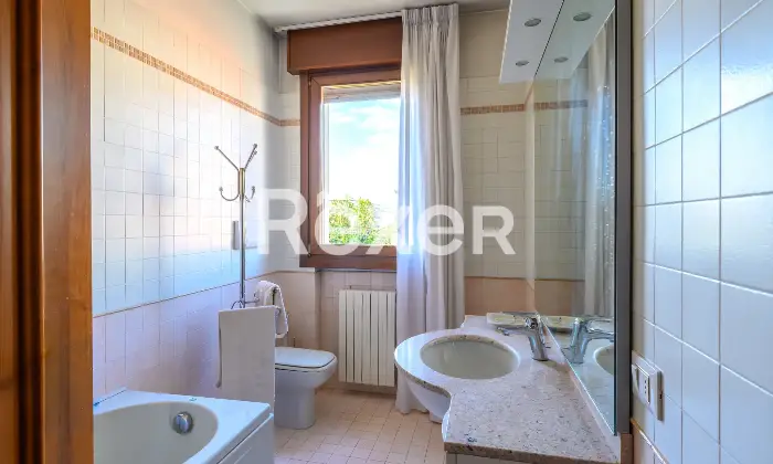 Rexer-Padova-Luminoso-ultimo-piano-su-due-livelli-Altro