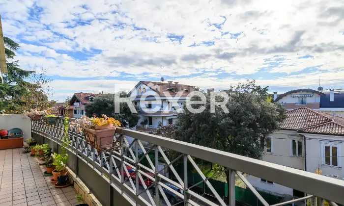 Rexer-Padova-Luminoso-ultimo-piano-su-due-livelli-Altro