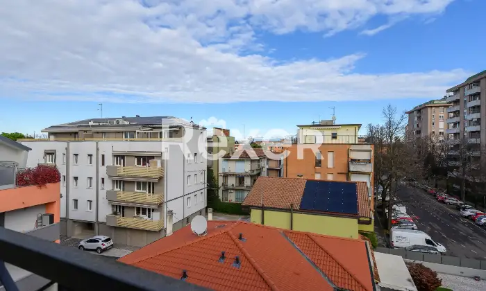 Rexer-Padova-Luminoso-ultimo-piano-su-due-livelli-Altro