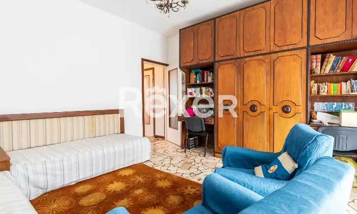 Rexer-Lainate-Tre-Locali-Altro