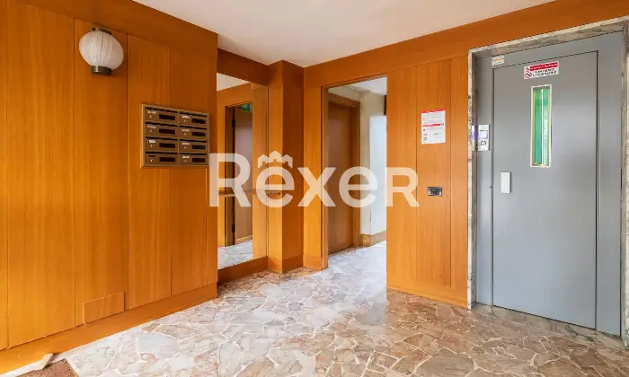 Rexer-Lainate-Tre-Locali-Altro