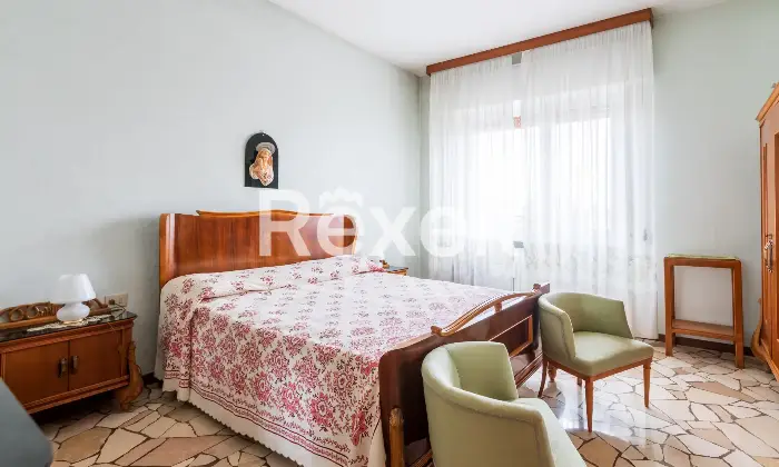 Rexer-Lainate-Tre-Locali-Altro