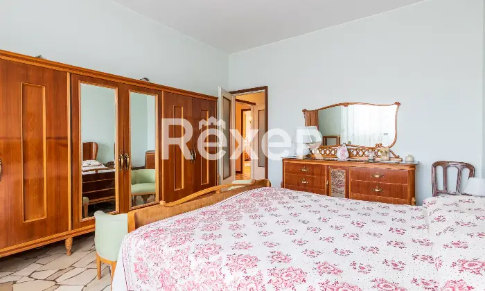 Rexer-Lainate-Tre-Locali-Altro