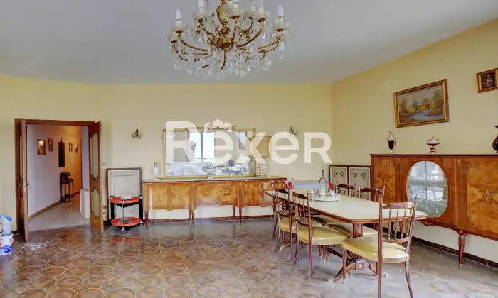 Rexer-San-Severo-Lumimoso-appartamento-signorile-Altro