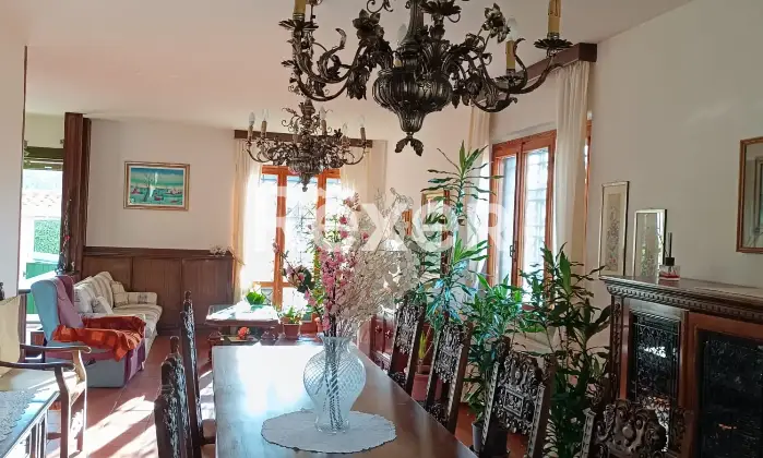 Rexer-Margine-CopertaTraversagna-Villa-bifamiliare-in-vendita-in-via-Marco-Polo-a-Massa-e-Cozzile-Altro