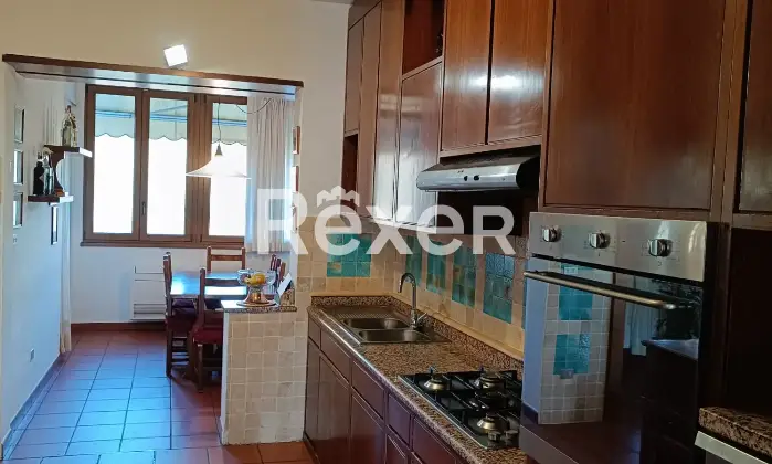 Rexer-Margine-CopertaTraversagna-Villa-bifamiliare-in-vendita-in-via-Marco-Polo-a-Massa-e-Cozzile-Altro