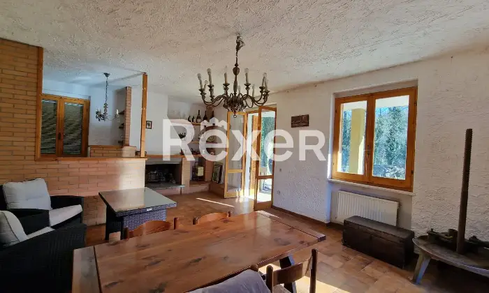 Rexer-Massa-Martana-Villa-bifamiliare-in-vendita-in-Vocabolo-Macellaccio-a-Massa-Martana-Altro