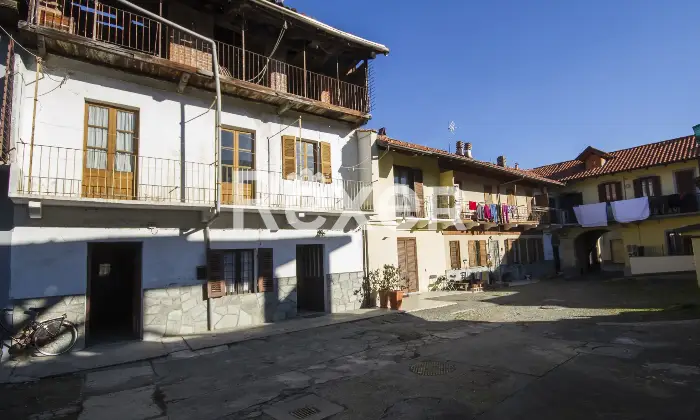 Rexer-Nole-Terracielo-da-ristrutturare-Altro