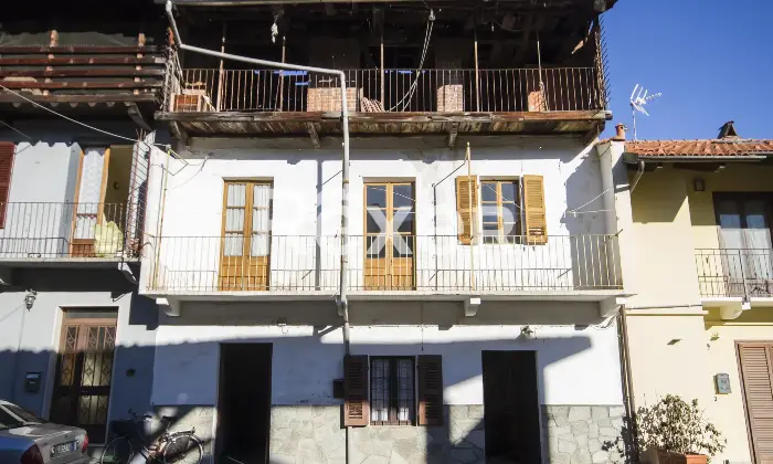 Rexer-Nole-Terracielo-da-ristrutturare-Altro