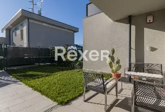 Rexer-Aicurzio-Appartamento-locali-in-Classe-A-con-giardino-di-pertinenza-e-box-doppio-Altro