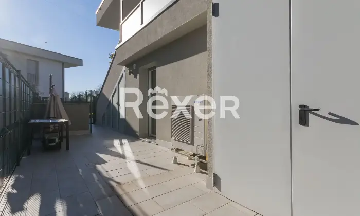 Rexer-Aicurzio-Appartamento-locali-in-Classe-A-con-giardino-di-pertinenza-e-box-doppio-Altro