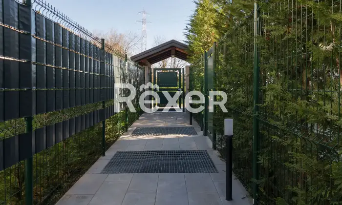 Rexer-Aicurzio-Appartamento-locali-in-Classe-A-con-giardino-di-pertinenza-e-box-doppio-Altro