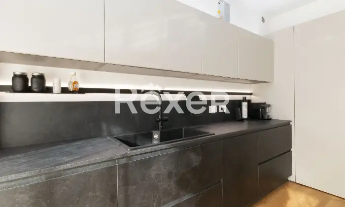 Rexer-Aicurzio-Appartamento-locali-in-Classe-A-con-giardino-di-pertinenza-e-box-doppio-Altro