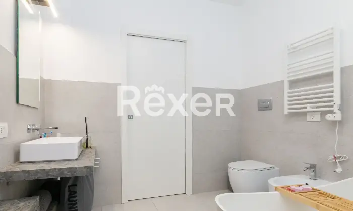 Rexer-Aicurzio-Appartamento-locali-in-Classe-A-con-giardino-di-pertinenza-e-box-doppio-Altro