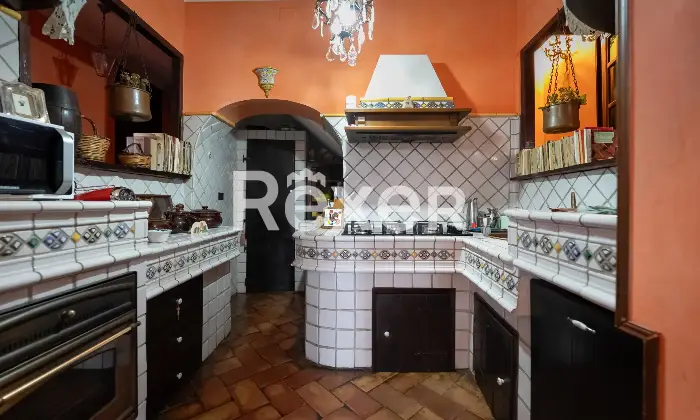 Rexer-Priverno-Immobile-ubicato-nel-centro-storico-di-Priverno-con-ingresso-indipendente-Altro