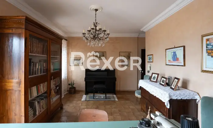 Rexer-Priverno-Immobile-ubicato-nel-centro-storico-di-Priverno-con-ingresso-indipendente-Altro