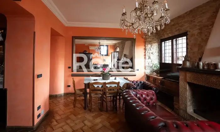 Rexer-Priverno-Immobile-ubicato-nel-centro-storico-di-Priverno-con-ingresso-indipendente-Altro