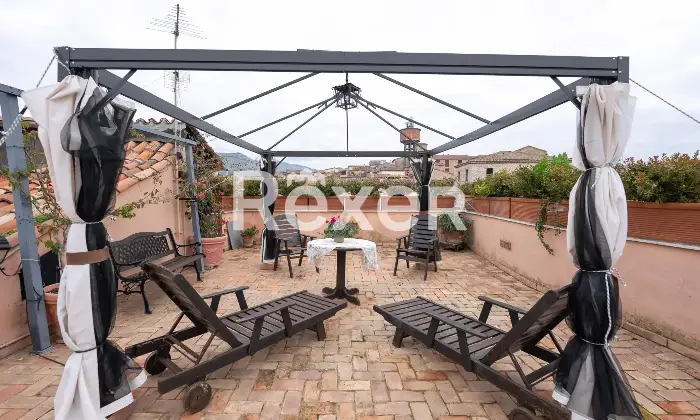 Rexer-Priverno-Immobile-ubicato-nel-centro-storico-di-Priverno-con-ingresso-indipendente-Altro