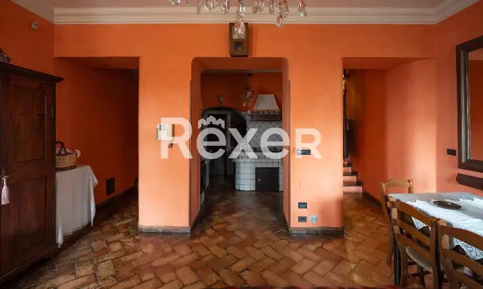 Rexer-Priverno-Immobile-ubicato-nel-centro-storico-di-Priverno-con-ingresso-indipendente-Altro