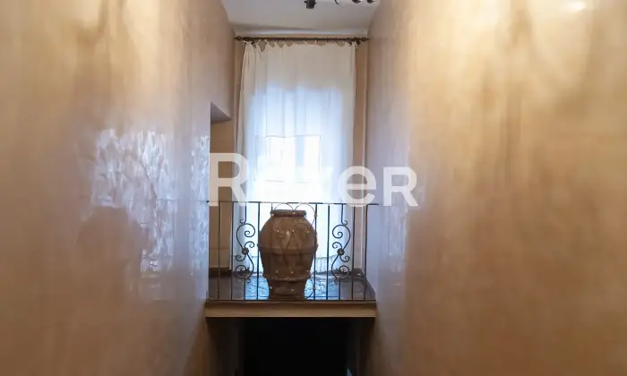 Rexer-Priverno-Immobile-ubicato-nel-centro-storico-di-Priverno-con-ingresso-indipendente-Altro