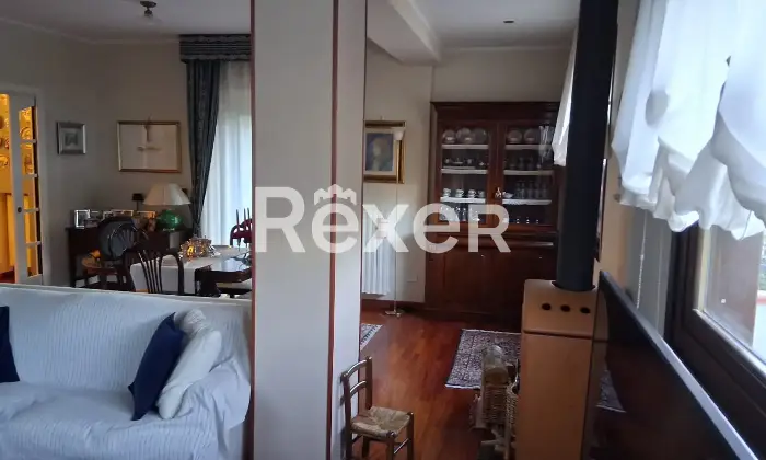 Rexer-Introdacqua-Elegante-villetta-con-giardino-Altro