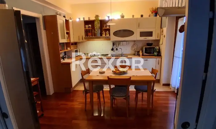 Rexer-Introdacqua-Elegante-villetta-con-giardino-Altro