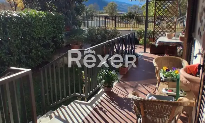 Rexer-Introdacqua-Elegante-villetta-con-giardino-Altro