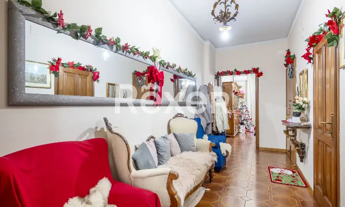 Rexer-Firenze-Puccini-pressi-ampio-quadrivani-con-due-balconi-Altro