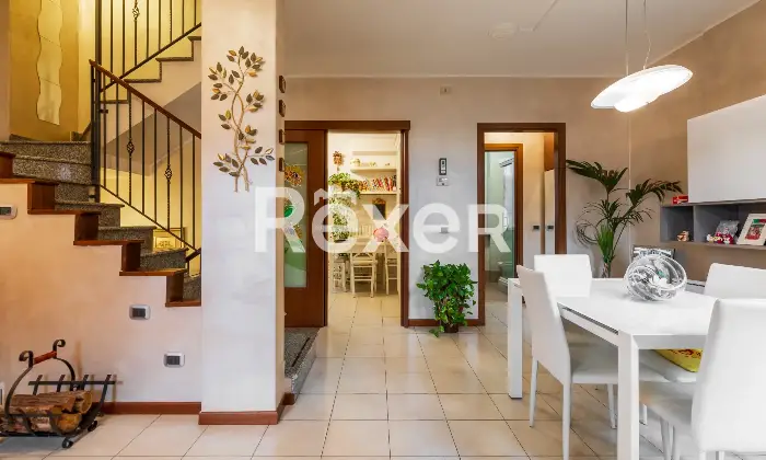 Rexer-Cerro-Maggiore-Villetta-bifamiliare-Altro