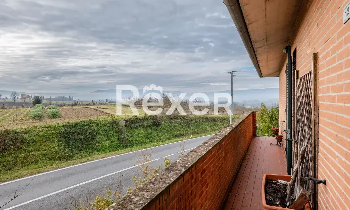 Rexer-siena-Luminoso-quadrilocale-Altro