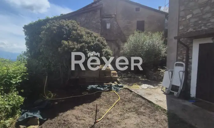 Rexer-Roiate-Immobile-nel-cuore-di-Roiate-affaccio-sulla-piazza-principale-Altro