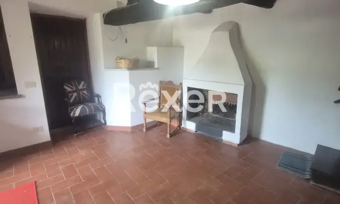 Rexer-Roiate-Immobile-nel-cuore-di-Roiate-affaccio-sulla-piazza-principale-Altro