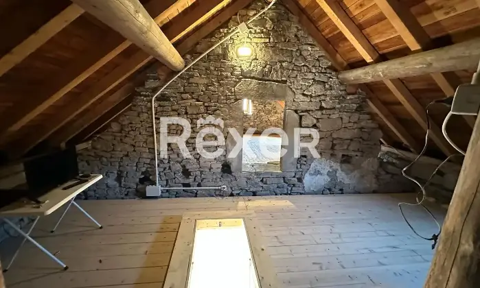 Rexer-Rota-dImagna-Casale-di-mq-Completamente-Ristrutturato-con-Vista-e-Ampio-Terreno-Perfetto-per-BB-o-grande-famiglia-Altro