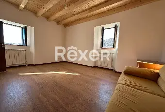Rexer-Rota-dImagna-Casale-di-mq-Completamente-Ristrutturato-con-Vista-e-Ampio-Terreno-Perfetto-per-BB-o-grande-famiglia-Altro