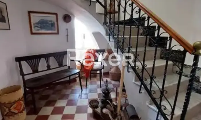 Rexer-Castelsardo-Residenza-storica-esclusiva-allinterno-di-una-torre-medievale-nel-cuore-del-borgo-antico-Altro