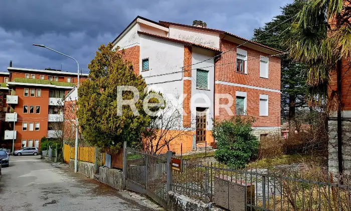 Rexer-Cagli-AMPIO-APPARTAMENTO-AL-PIANO-IN-PALAZZINA-BIFAMIGLIARE-Terrazzo